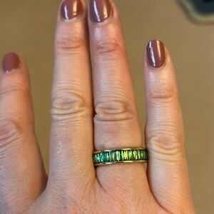 Kendra Scott emerald green ring size 7- never worn